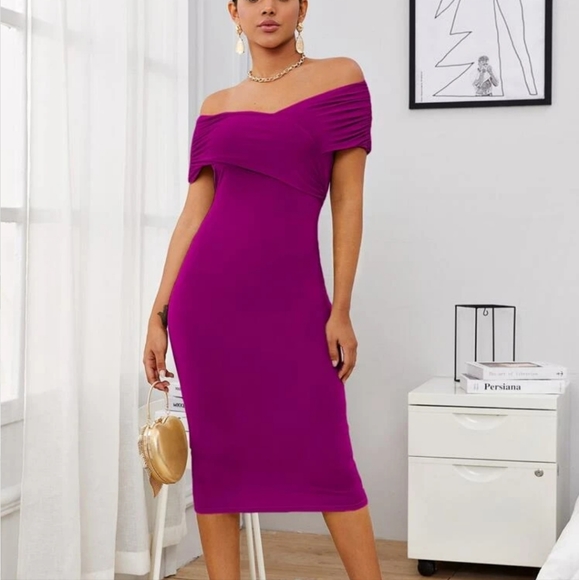 BRAND NEW Off Shoulder Cross Wrap Ruched Foldover Dress - Picture 1 of 4